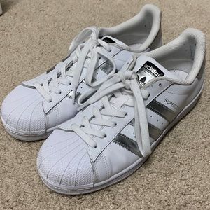Adidas superstars womens sz9 white and silver
